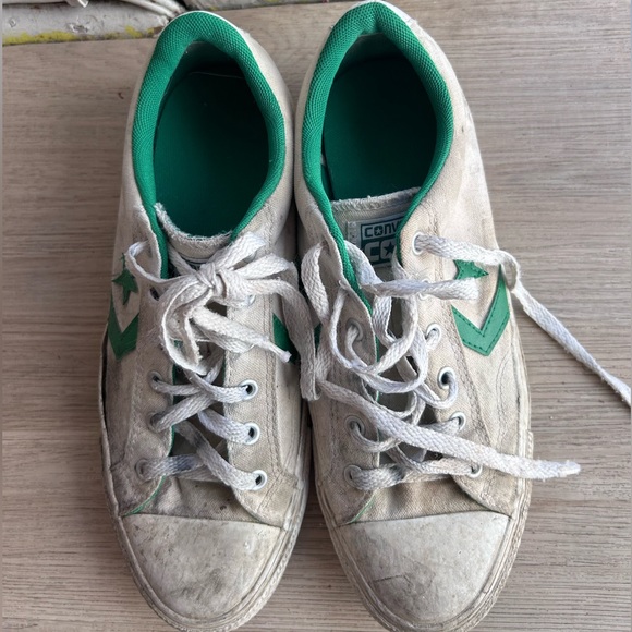 White and green converse one stars size 7 men’s 9 women’s - Picture 2 of 2